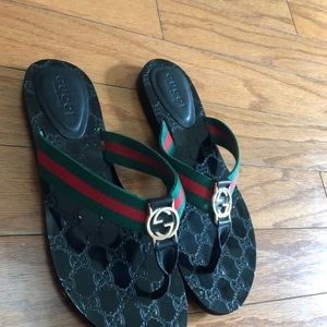 Gucci Sandals and Gucci Earring Bundle